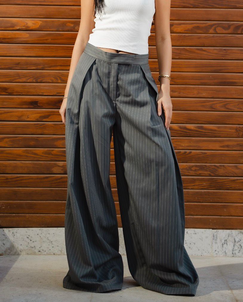Butterfly Grey Striped Pants